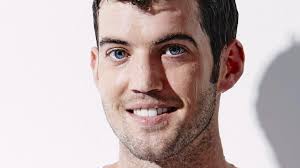 Dustin Leonard lived in a garage to invest in launching wine brand Little  Ripples