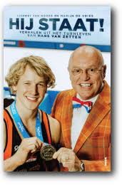 Epke jan zonderland ron (concepito il 16 aprile 1986) è uno specialista di ginnastica olandese e medaglia d'oro alle olimpiadi del 2012 sulla barra alta. Hij Staat Holland Feiert Nochmal Seinen Epke Zonderland Und Dessen Reporter Gymmedia De