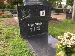 Een greep uit de reacties. Ouders Ruzieen Zes Jaar Na Dood Van Hun Zoon Over Plaats Waar Lichaam Moet Rusten Kw Be