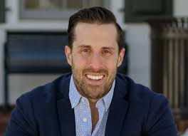 Athletic Greens Names Dr. Ralph Esposito Head of Nutrition