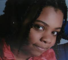 Daisy Garrett's Instagram, Twitter & Facebook