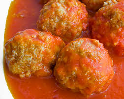 La prima e più assoluta riguarda il latte materno, che dovrebbe essere l'unico alimento fino al sesto mese di età. Ricetta Per Bambini Di 1 Anno Semplice E Veloce Le Polpette Di Pollo