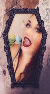 Thinking about all the chimken I'll eat later. 🍗