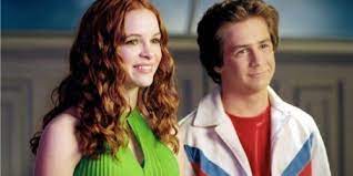 Sky high is a 2005 american superhero comedy film directed by mike mitchell and written by paul hernandez and kim possible creators robert schooley and mark mccorkle.the film stars michael angarano, danielle panabaker, mary elizabeth winstead, kelly preston and kurt russell. Michael Angarano And Danielle Panabaker Dating Gossip News Photos