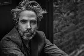 Patrick Watson's 'Je te laisserai des mots' Becomes First French-Language  Song To Hit A Billion Spotify Streams