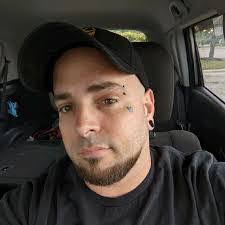 Kyle Shively's Instagram, Twitter & Facebook