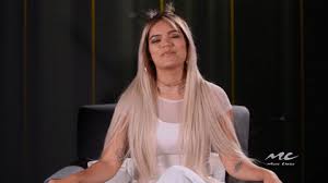 Bm está dura y abusa. New Party Member Tags Reaction Happy Cute Reactions Omg Sweet Smiling Fans Yay Aww Awwww Music Choice Reaction Gifs Touched Musi Music Choice Giphy Smile Gif