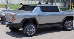 General motors is very excited about the electric vehicle offering it is creating. 2022 Gmc Hummer Ev Was Sculpted By Hand Gm Authority