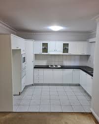 Our unique process and purpose made exclusive materials are used to update wall tiles, baths, spas and shower trays as well as kitchen and bathroom cabinetry, splash tiles and amazing stone look benchtop resurfacing. D K Kitchens Spray Painting Home Facebook