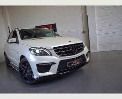 2013 Mercedes Ml63 Amg Now In Stock And Available For Sale Finished In Diamond White This Car Is Amazing Value With 43250 Mile Voitures Et Motos Voiture Motos