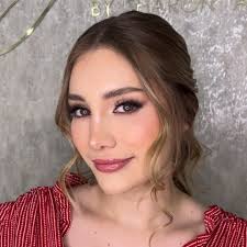 Beauty brows by Sharon Acuña