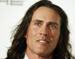 Joe lara, who played tarzan on tv in the 1990s, died in a plane crash in tennessee over the weekend. Jb1xfviidjmn8m