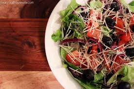Olive Garden Dressing The Atypical Housewife Olive Garden Dressing Healthy Meals To Cook Salad Side Dishes