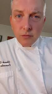 Hollandaise tutorial 👨‍🍳 #fyp #foryou #foryoupage #yum #yummy #chef  #cheflife #cooking #yum #yummy #breakfast #love #friendsreunion