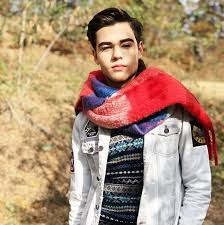 A existat si partea mai putin frumoasa a copilariei, pentru ca si generatia. Fiul Lui Stefan BÄƒnicÄƒ A Crescut È™i Ii SeamÄƒnÄƒ Leit TatÄƒlui IatÄƒ Ce Mare S A FÄƒcut Radu Stefan Ea Md