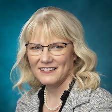 Julie Wetmore's Instagram, Twitter & Facebook