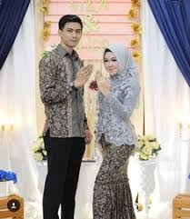 Riama couple baju couple trendy baju couple termurah fashion muslim 2020 ootd kondangan kekinian shopee . 240 Ide Couple Di 2021 Model Pakaian Pakaian Wanita Model Baju Wanita