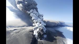 Der vulkan eyjafjallajökull spuckte seine aschewolke bis zu zehn kilometer in die höhe foto: Island Vulkan Eyjafjallajokull Ausbruch Youtube