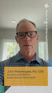 Whether you’re chasing a PR or just beginning, hydration is key to running.  That’s why the medical experts from Baylor Scott & White Health are here to  answer your fluid intake questions with simple ...