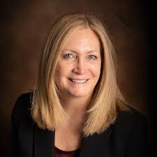 Lesa Bowman's Instagram, Twitter & Facebook