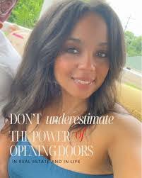 Keisha Burch's Instagram, Twitter & Facebook