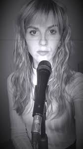 Elena Nencetti Performer/Vocal Coach