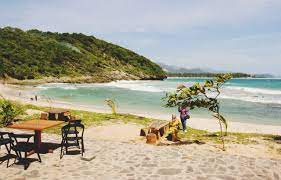 Warga kecamatan jaya pertanyakan sertifikat tanah dari pemerintah silaturahmi yang dikemas dalam 'family gathering. Foto Pesona Pantai Momong Di Balik Tebing Lampuuk