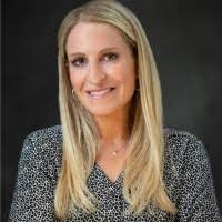 Shannon Ressler's Instagram, Twitter & Facebook