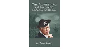 Dipenjarakan di bawah akta keselamatan dalam negeri dalam operasi lalang selama 17 bulan. The Plundering Of Malaysia Najib Razak And The 1mdb Debacle Amazon De Musa M Bakri Fremdsprachige Bucher