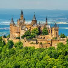 Auf dem tor ist „burg tobias aufgemalt, sonst sehr. Die 19 Schonsten Burgen Schlosser In Deutschland