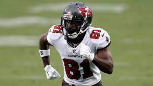 Got a little heated @buccaneers and @titans joint practices today between @ab8 and chris. Antonio Brown Signs On Year Contract With Tampa Bay Buccaneers Wtsp Com