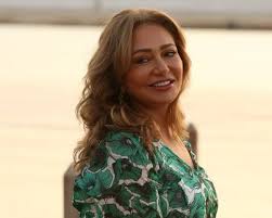 وقالت علوي في لقاء خلال برنامج «كلمة أخيرة» الذي تقدمه الإعلامية لميس. Ø´Ø§Ù‡Ø¯ Ù„ÙŠÙ„Ù‰ Ø¹Ù„ÙˆÙŠ Ø¨Ø§Ù„Ø¬Ù„Ø¨Ø§Ø¨ ÙˆØ§Ù„Ø­Ø¬Ø§Ø¨ Ù‡Ù„ Ù‚Ø±Ø±Øª Ø§Ù„Ø§Ù„ØªØ²Ø§Ù… Ø¯Ù†ÙŠØ§ Ø§Ù„ÙˆØ·Ù†