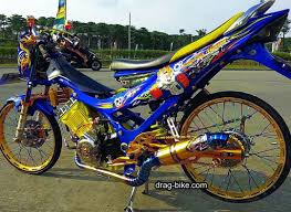 Wallpaper Gambar Modifikasi Motor Satria Fu Drag Race Style Harian Full Aksesoris Yang Menjadi Trending Di Google Jadi Bahan Modifikas Motor Drag Racing Gambar