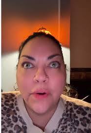 Natalie Benton's Instagram, Twitter & Facebook