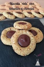 Biscuits Nids Aux Noisettes Et Chocolat Companion Ou Non Recette En 2020 Recette Sable Facile Recette Facile De Biscuit Recette Biscuit