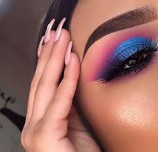 Black And Light Blue Eyeshadow Looks Metallic Blue Eyeshadow With A Hint Of Purple And Pink Makeup Blue Eyeshadow Purple Eyeshadow