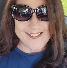 Do wooden ceiling beams exist in the Sims 4?