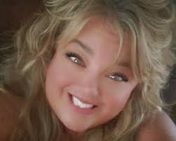 Sheri Wetzel's Instagram, Twitter & Facebook