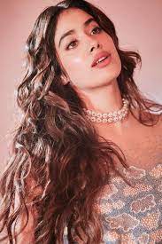 Janhvi celebrates her birthday on march 6. 10 Beauty And Wellness Tricks You Can Learn From Janhvi Kapoor S Instagram Vogue India