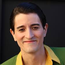 Who's Who in BEYOND THERAPY: Bruce Christian Nieves is Bruce, the bi guy  with a sudden interest in a wife and kids, whose personal ad kicks off a  disastrous blind date. Christian