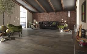 carrelage imitation parquet ou effet bois bois ceramique carrelage decoration maison interieur maison
