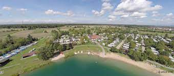 It's also much older historical city with a roman settlement, old churches, and wine making. Gemeinde Ubstadt Weiher Endlich Wieder Sonnenbaden Am Hardtsee Strand