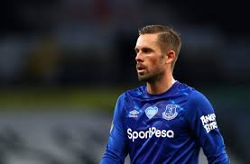 He also practices cardiology at hjartamidstodin (the heart center) which is a private heart clinic in the reykjavik area. Sigurdsson S Days Are Numbered As Everton Intensify Interest In Uruguayan