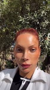 Jane Oliva's Instagram, Twitter & Facebook