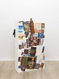 Is gray paint going out of style 2020 homme et femme faisant. Georges Adeagbo Barbara Wien Gallery