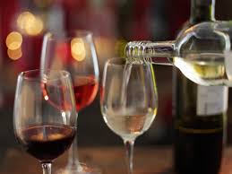 A sunat la numărul de urgenţă din slovacia şi poliţiştii au găsit în apropiere ultimele imagini cu el, surprinse de o cameră de supraveghere. Cat Timp Se PÄƒstreazÄƒ Vinul DupÄƒ Ce AÈ›i Deschis Sticla Freshmag