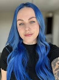 Ashley Eick's Instagram, Twitter & Facebook