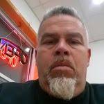 Donald Degraw's Instagram, Twitter & Facebook