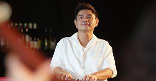 Gary tong (born 1986) was a hong konger seafood vendor who lived in north point during the 2010s. 7e Socbqb2bpfm