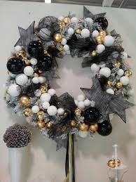 Christmas decorations pinterest images of flowers. Wreaths Of Lights Branches Paper Flowers For Christmas Decorationidea Black Christmas Decorations Christmas Ornament Wreath Paper Flower Backdrop Wedding